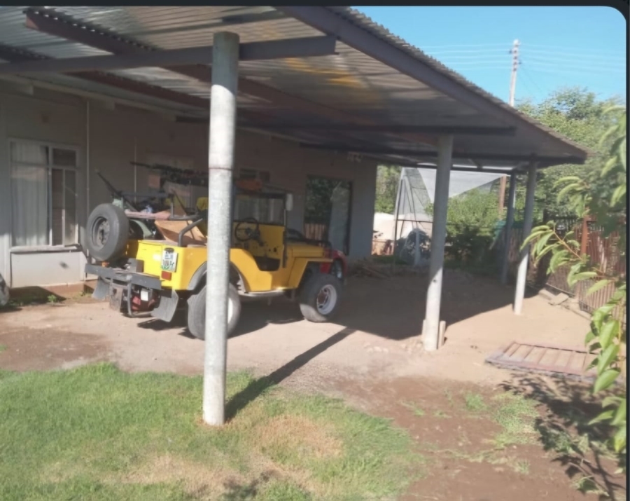 6 Bedroom Property for Sale in Gariepdam Free State